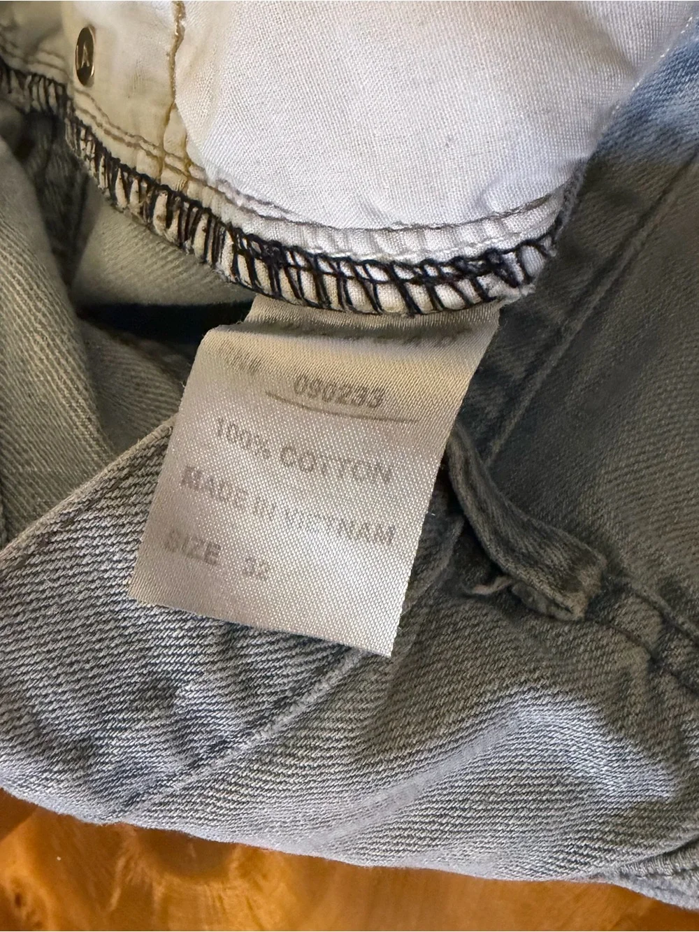 Bullhead Cotton Denim Shorts Cutoff Distressed Womens Size 32